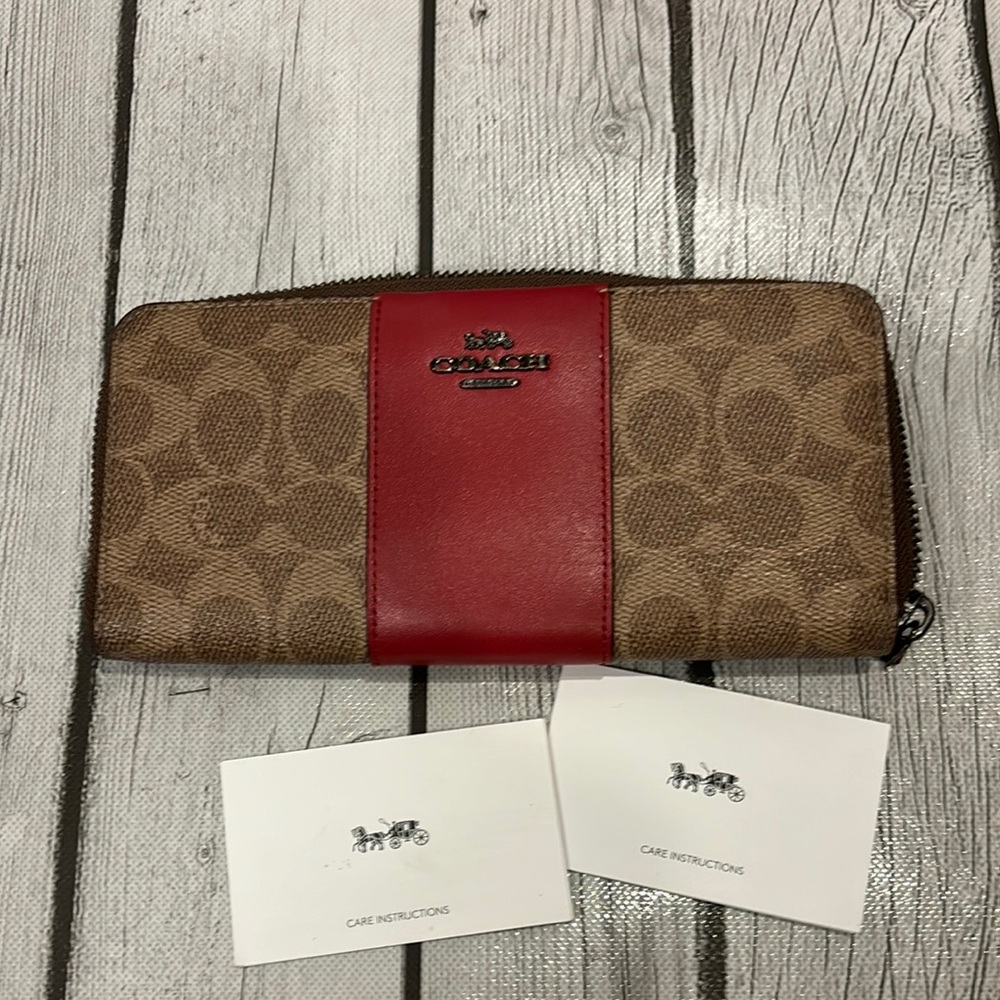 Coach Red and Brown Hobo Bag and wallet set - Picture 4 of 17